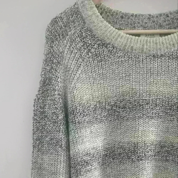 🌴2/$25🌴A.N.A | Women's Black/Grey/White Knitted  Crewneck Long Sleeved Sweater - Picture 2 of 3